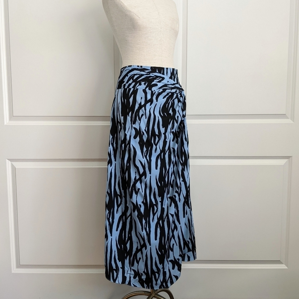Topshop Skirt Sarong Style Overwrap Asymmetric Hem Zebra Print Blue Black 10 NWT - Picture 6 of 15